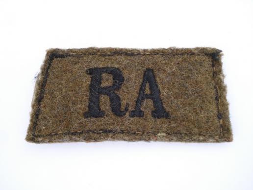 Royal Artillery Slip On Shoulder Title