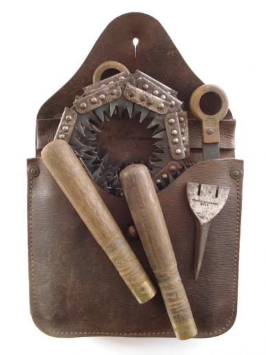 WW1 British Folding Saw, 1915-16 Dated