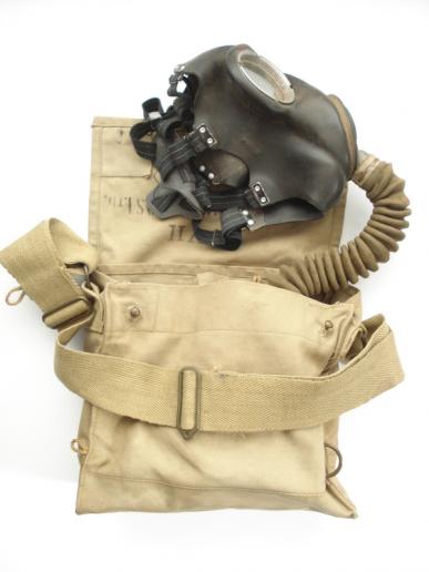 WW2 British MKV Service Respirator & Indian MKVII Haversack