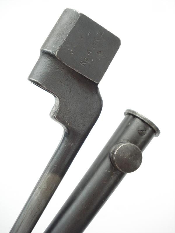 WW2 No4 MkII Spike Bayonet & Scabbard (Long Branch)