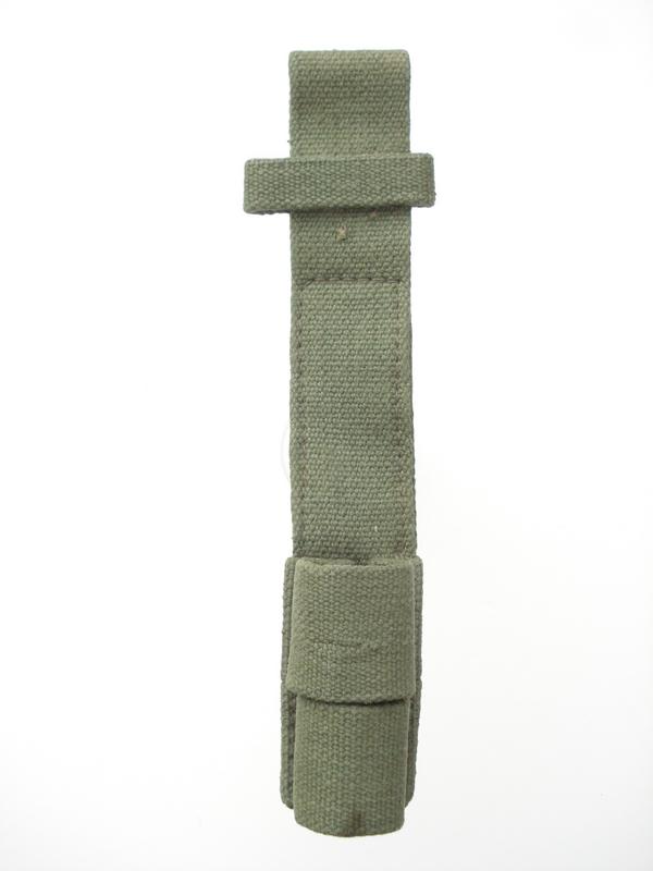 British P'44 Webbing Frog, 1945 Dated