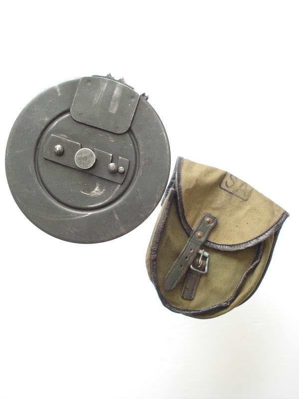 WW2 Finnish Suomi KP-31 Drum Magazine & Pouch