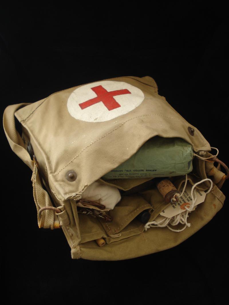 WW2 British Home front Medics Bag & Contents