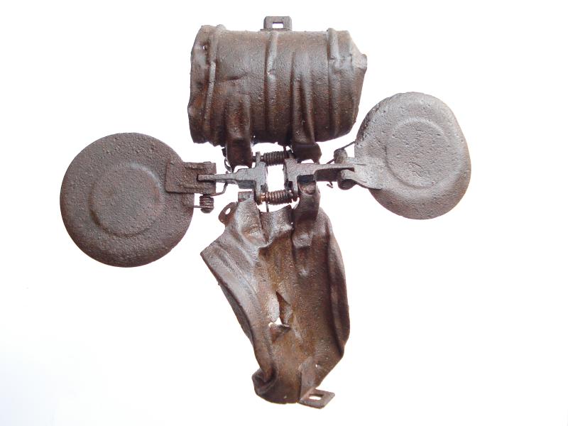 WW2 German sd2 Butterfly Bomb 'wings' 1941 Dated