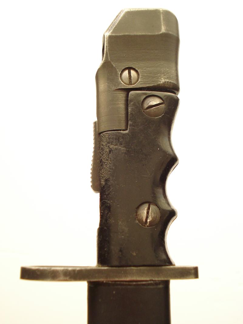 British No7 Mk1/L Bayonet (Black Grips)