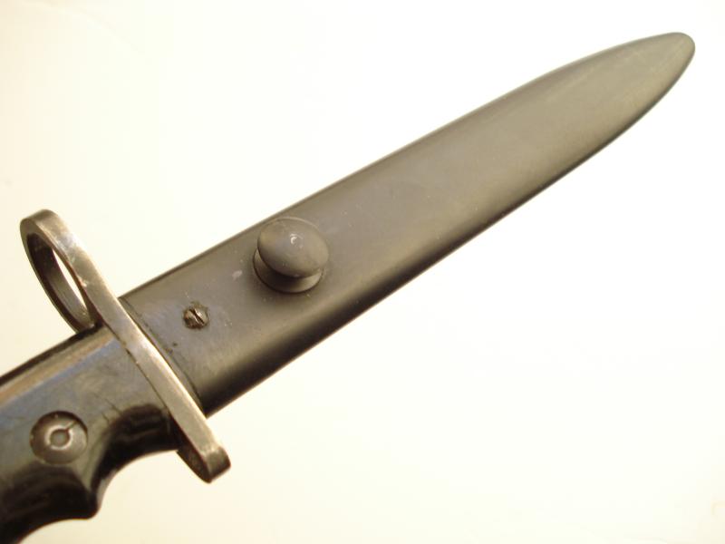British No7 Mk1/L Bayonet (Black Grips)
