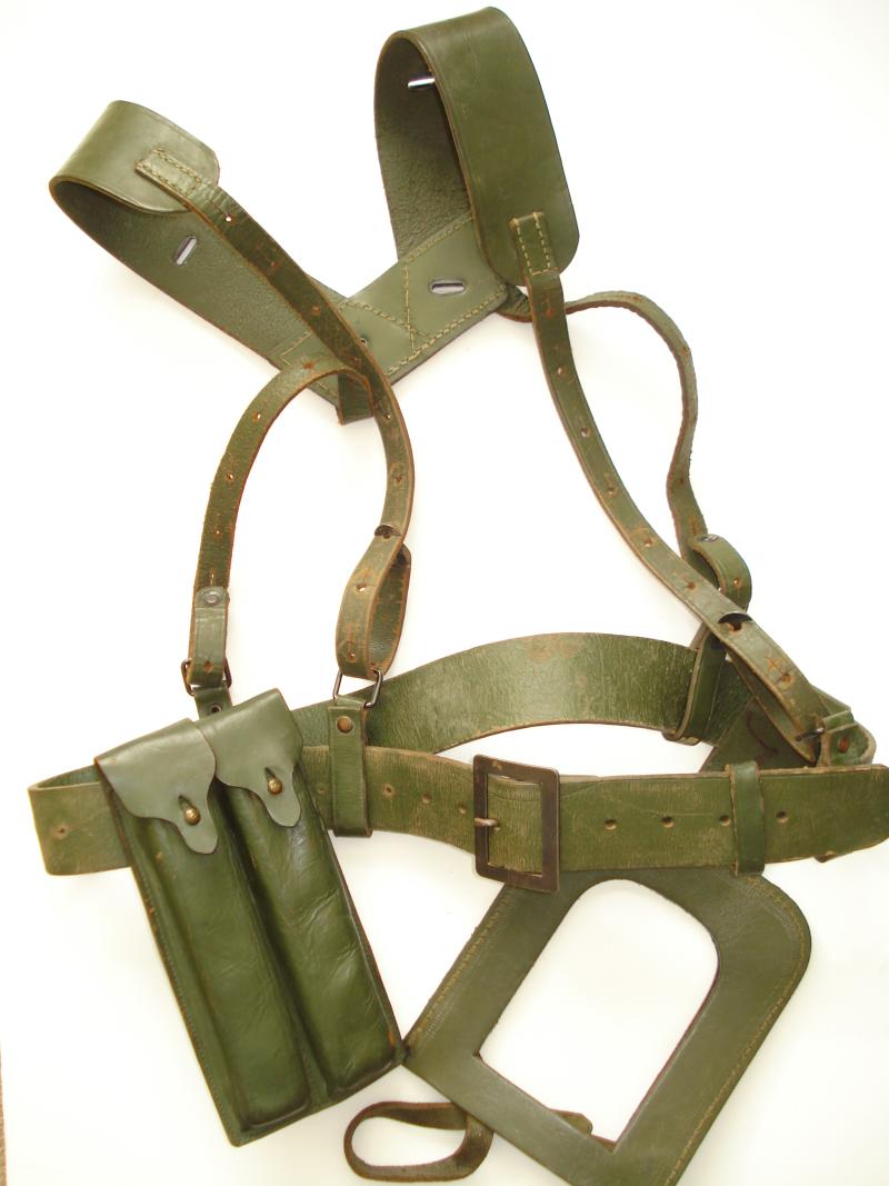 Argentinian Leather Equipment Set