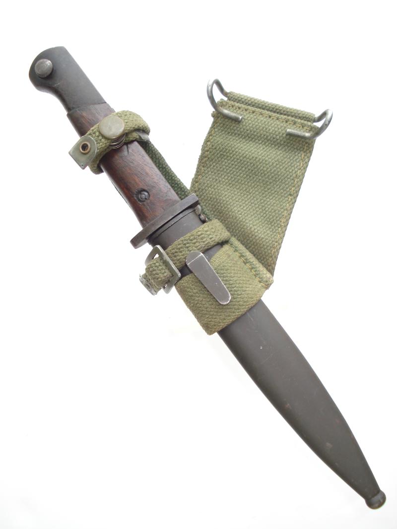 Portuguese M1948 S.M.G Bayonet & Frog